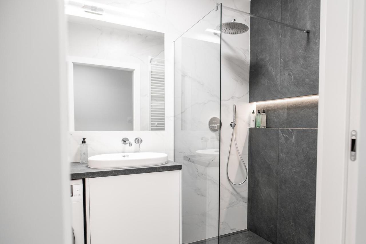 Mkm Apartments Люблин Экстерьер фото