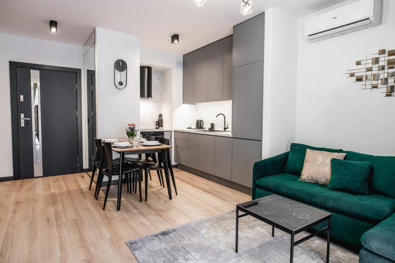 Mkm Apartments Люблин Экстерьер фото