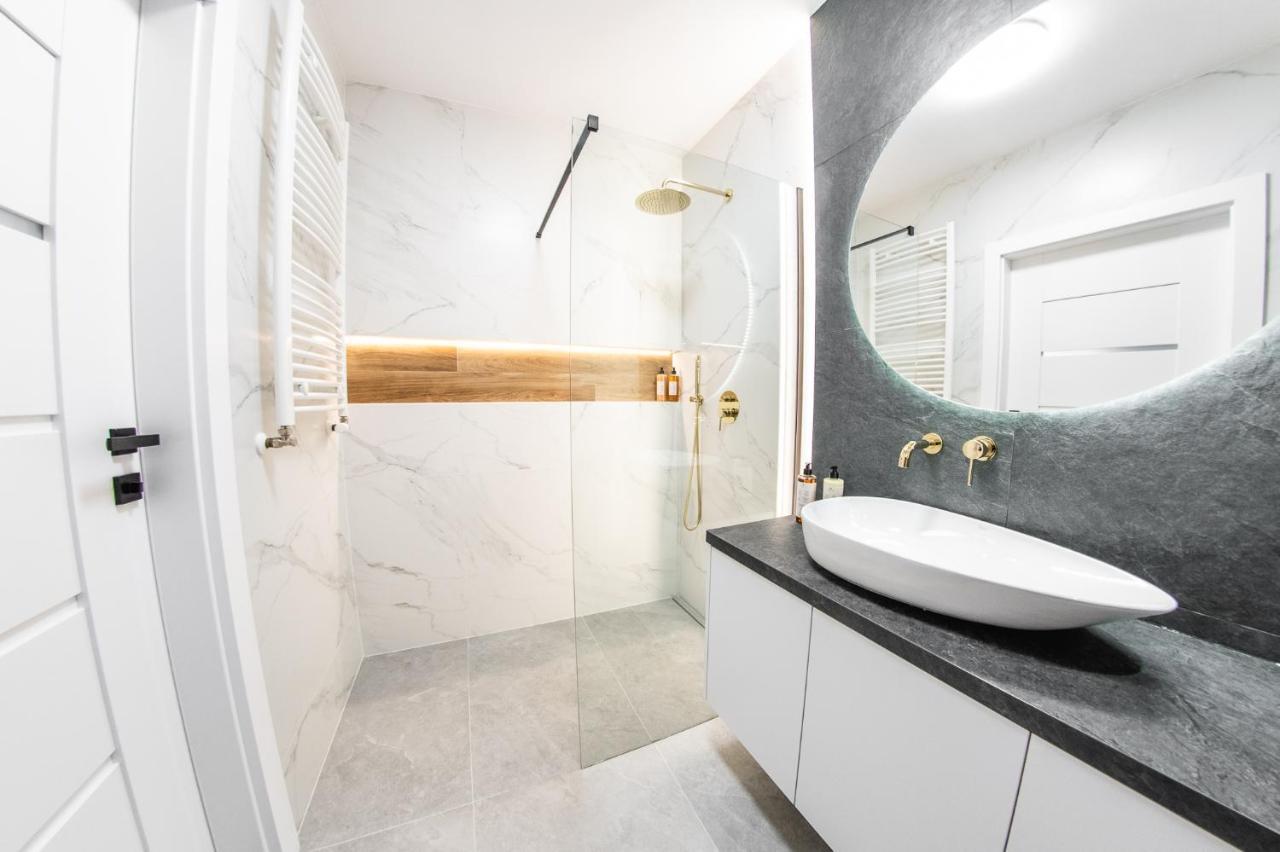 Mkm Apartments Люблин Экстерьер фото